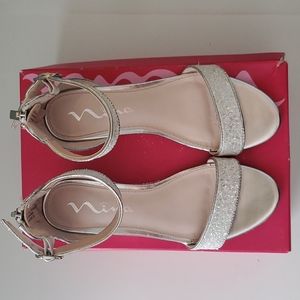 EUC GIRLS NINA WHITE GLITTER WEDGE SANDAL SIZE 3M